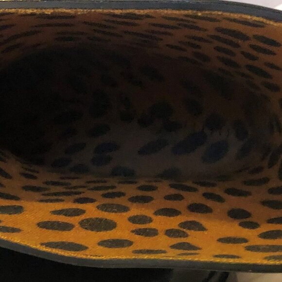 Women Black Mid-Calf Rubber Boots - Wellies - Picture 10 of 16